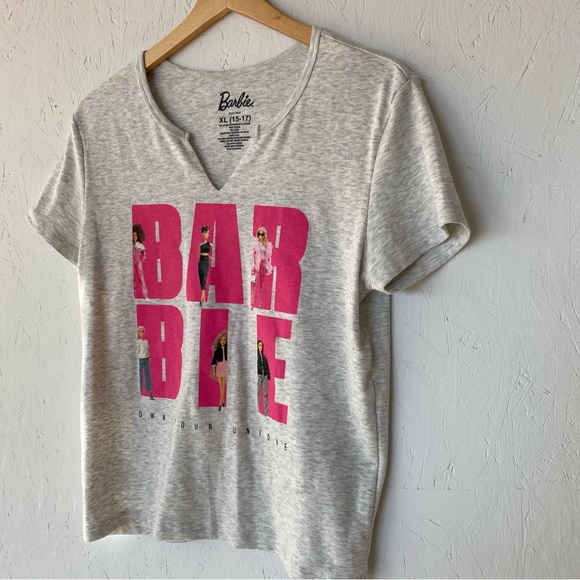 Barbie Tee shirt - Picture 5 of 8